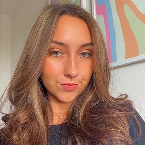 Meet your Posher, Ellie